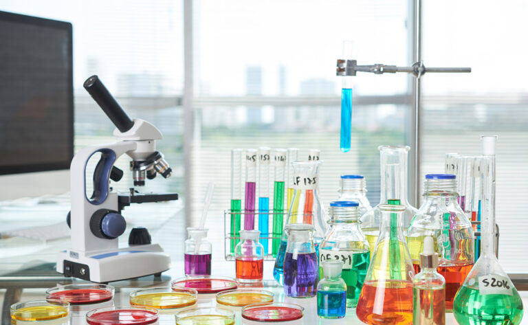 service-lab-image